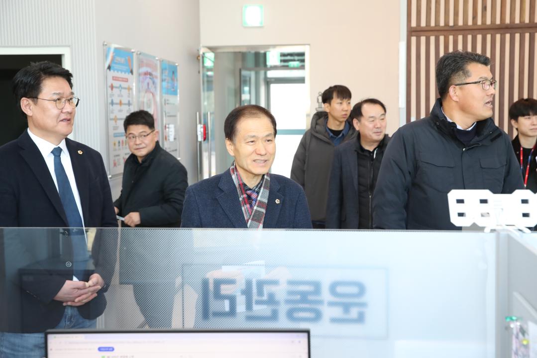 '제357회 임시회 건설소방위원회 원주 혁신도시 현장방문' 게시글의 사진(30) '250211_제357회 임시회 건설소방위원회 강원도 원주 현장방문_70.JPG'