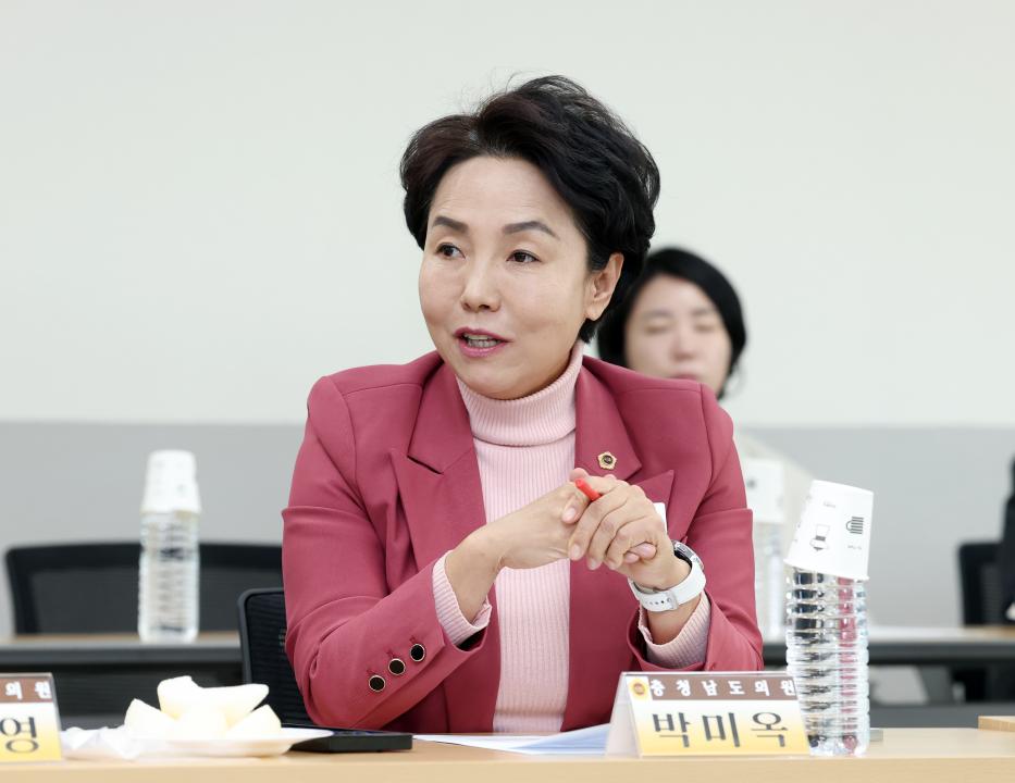 '제362회 정례회 농수산해양위원회 현장 방문' 게시글의 사진(76) '1114_농수산해양위원회 농협 현장방문72.jpg'