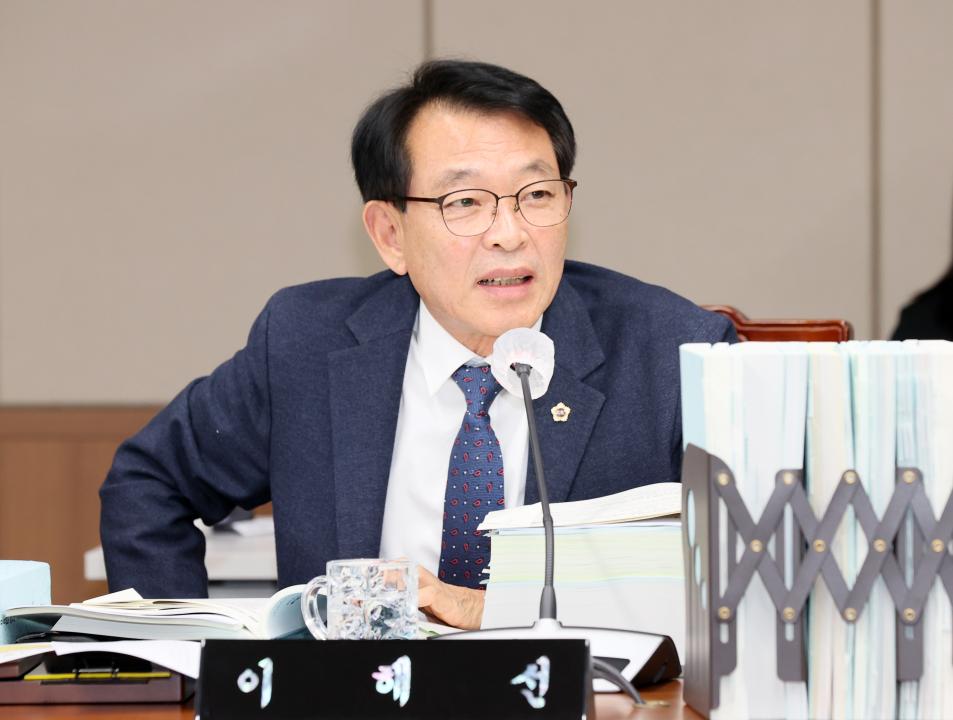 '제362회 정례회 제2차 건설소방위원회' 게시글의 사진(20) '251127_제2차 건설소방위원회_26.JPG'