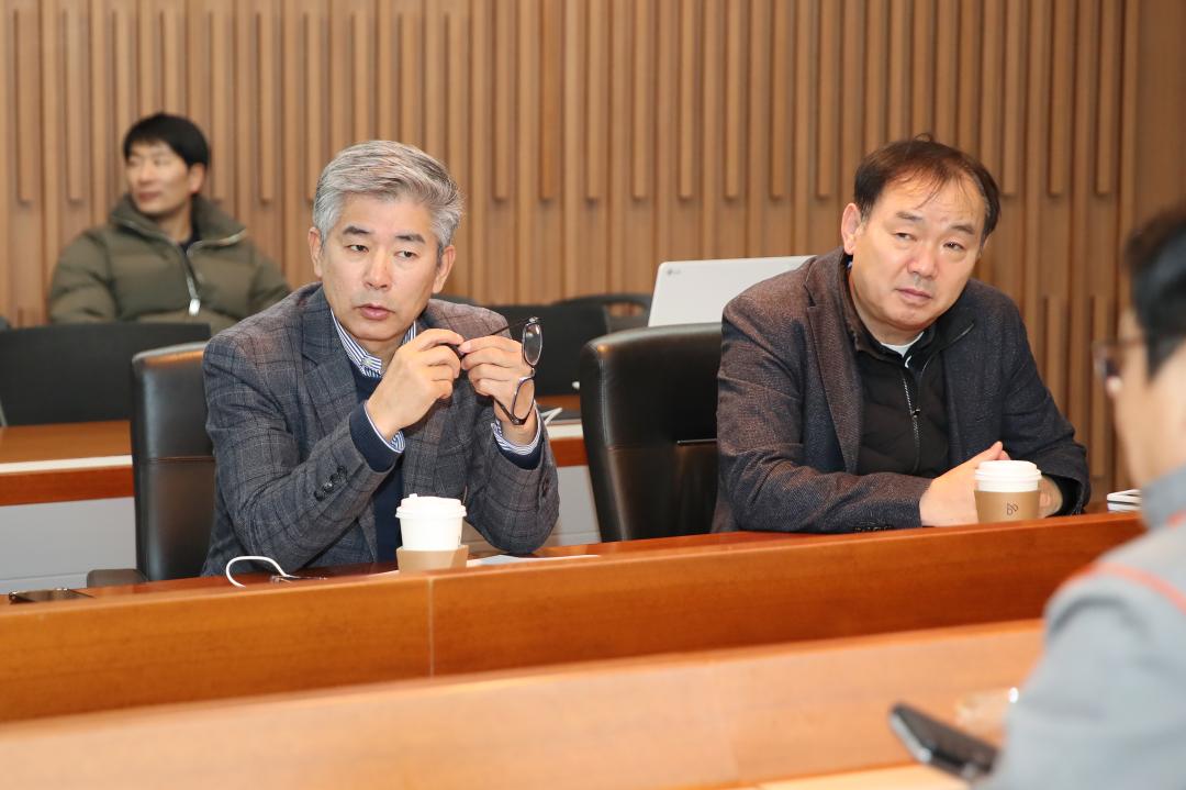 '제357회 임시회 건설소방위원회 서산 대산공단 현장방문' 게시글의 사진(32) '250212_제357회 임시회 건설소방위원회 서산 현장방문_110.JPG'