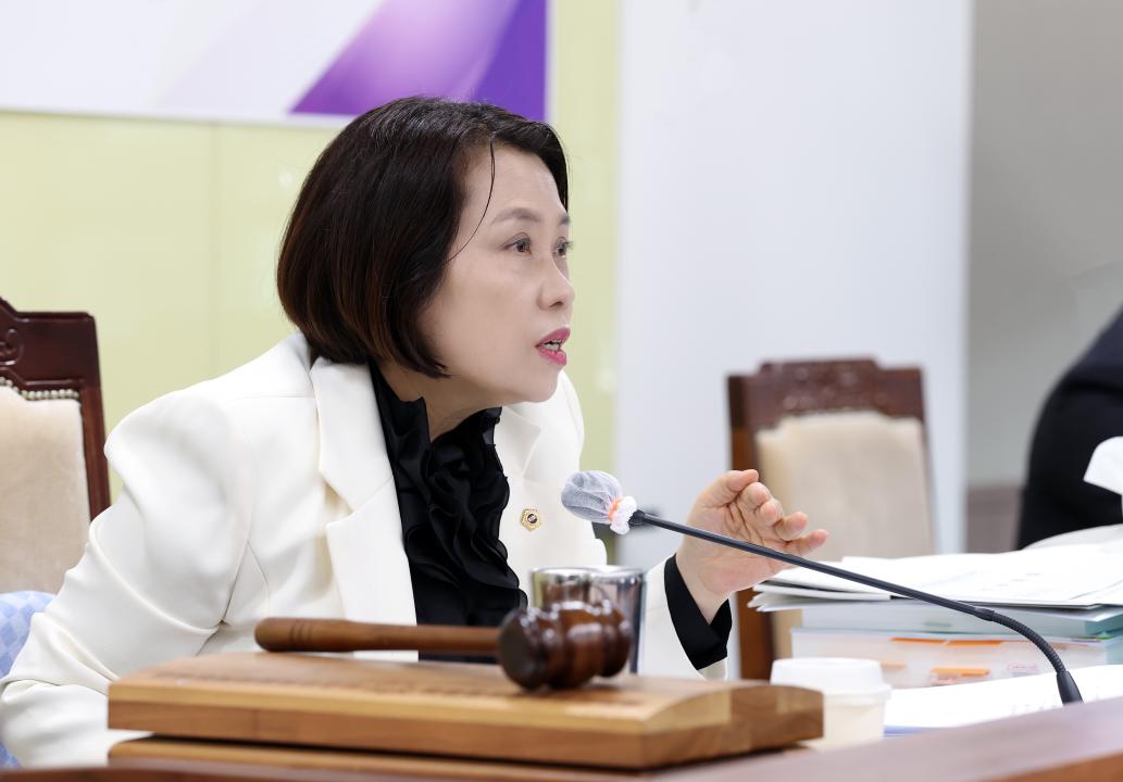 '제362회 정례회 제2차 농수산해양위원회' 게시글의 사진(14) '1202_이연희 위원장17.jpg'