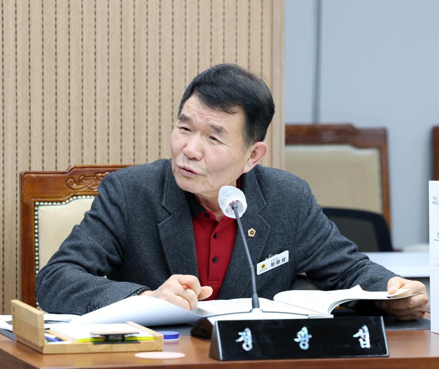 '제357회 임시회 제2차 보건복지환경위원회' 게시글의 사진(39) '0206_보건복지환경위원회97.jpg'