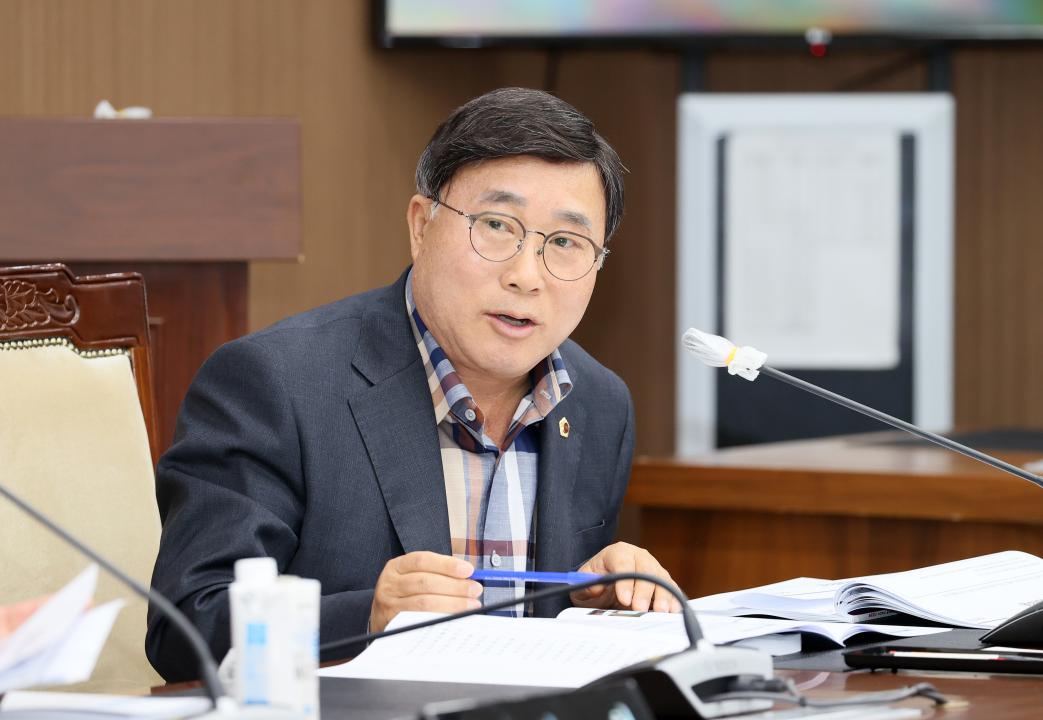 '제2차 충청남도 2045 탄소중립·녹색성장 실현을 위한 특별위원회' 게시글의 사진(23) '250421_2045탄소중립 녹생성장 특위_36.JPG'