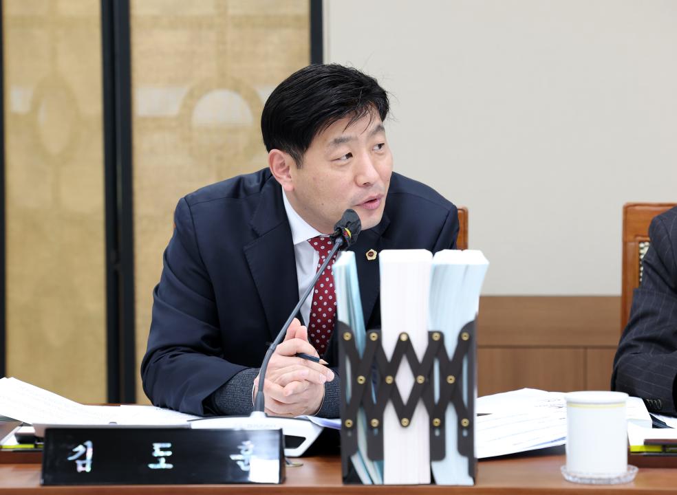 '제357회 임시회 기획경제위원회 현장방문 및 제4차 회의' 게시글의 사진(79) '0210_기경위57.jpg'