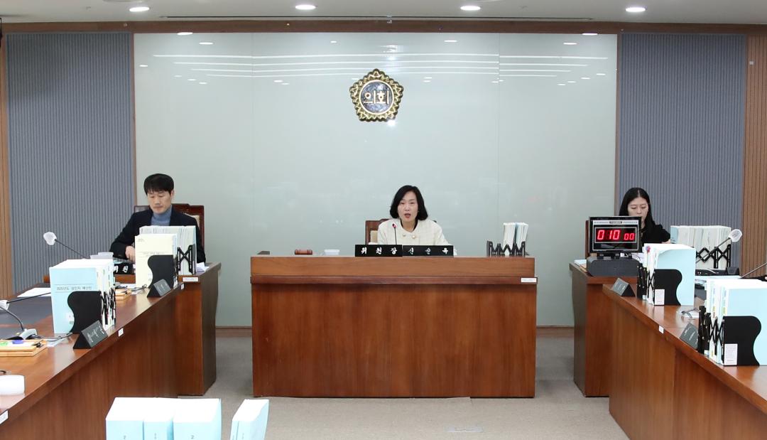 '제356회 정례회 제2차 보건복지환경위원회' 게시글의 사진(3) '241129_제356회 정례회 보복환위_01.JPG'