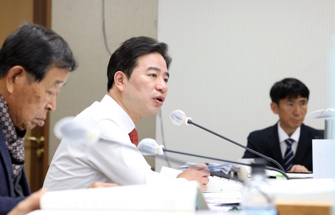 '제362회 정례회 제2차 농수산해양위원회' 게시글의 사진(37) '1202_신영호 의원12.jpg'