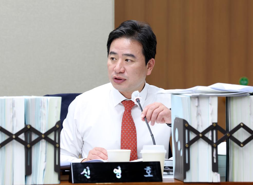 '제362회 정례회 제2차 농수산해양위원회' 게시글의 사진(34) '1202_신영호 의원09.jpg'