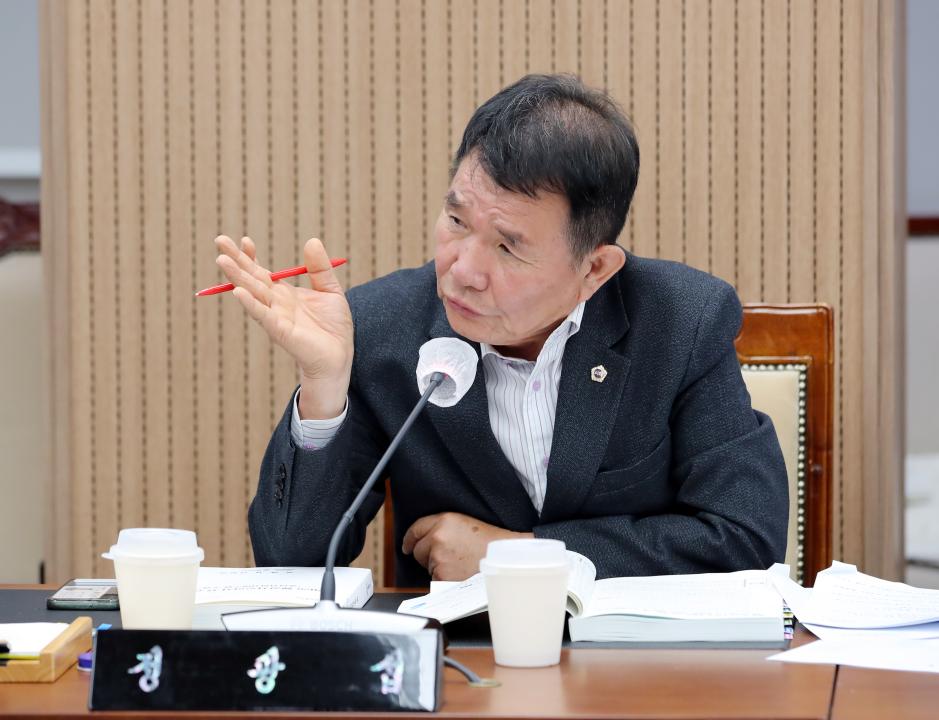 '제362회 정례회 행정사무감사 보건복지환경위원회' 게시글의 사진(26) '1117_제362회 정례회 행정사무감사 보건복지환경위원회_24.jpg'