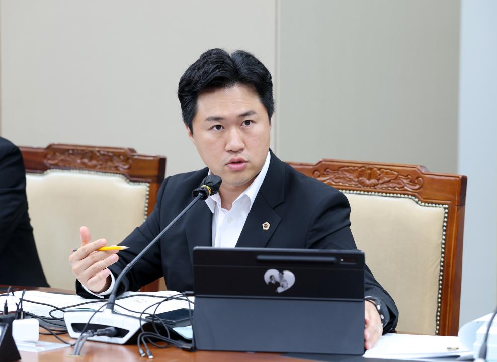 '제360회 임시회 제1차 기획경제위원회' 게시글의 사진(53) '0716_기경위58.jpg'