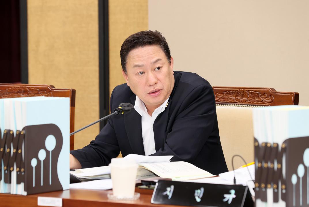 '제361회 임시회 제1차 기획경제위원회' 게시글의 사진(46) '2500903_제361회 임시회 제1차 기획경제위원회_49.JPG'