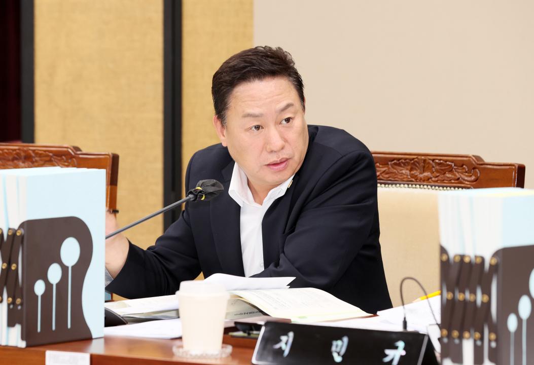 '제361회 임시회 제1차 기획경제위원회' 게시글의 사진(47) '2500903_제361회 임시회 제1차 기획경제위원회_50.JPG'