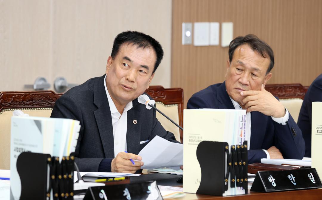 '제358회 임시회 예산결산특별위원회' 게시글의 사진(59) '250417_제358회 임시회 예산결산특별위원회_106.JPG'