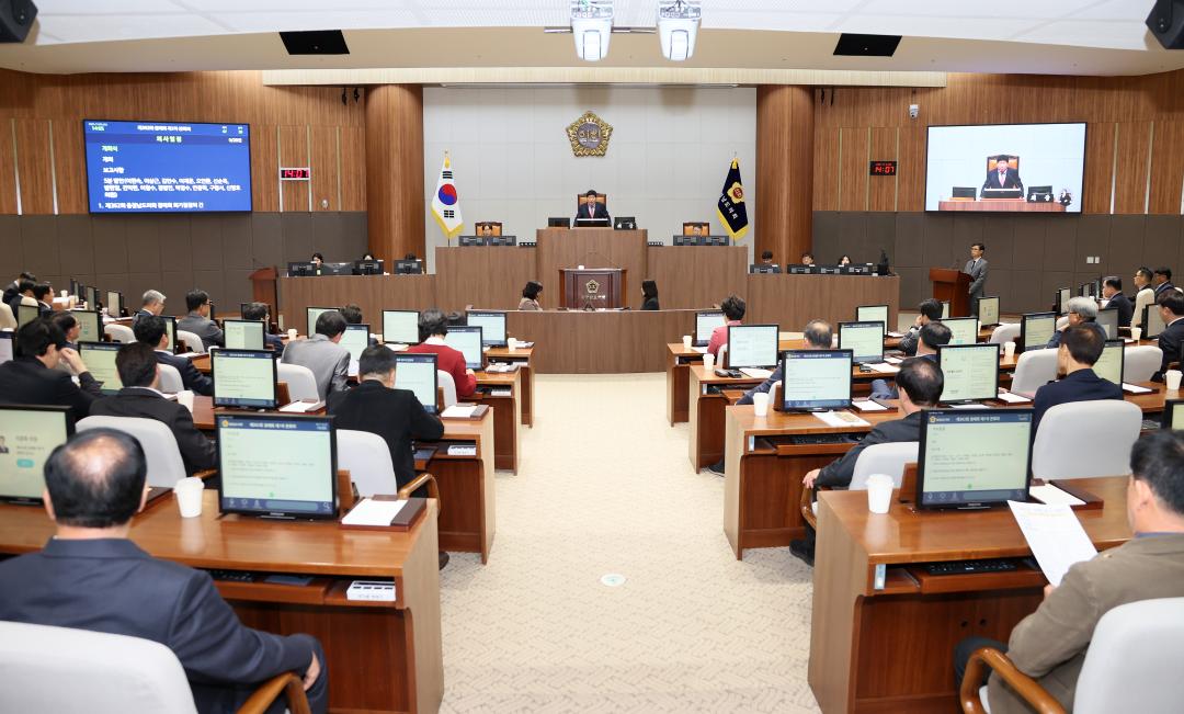 '제362회 정례회 제1차 본회의' 게시글의 사진(13) '251105_제362회 정례회 제1차 본회의_12.JPG'