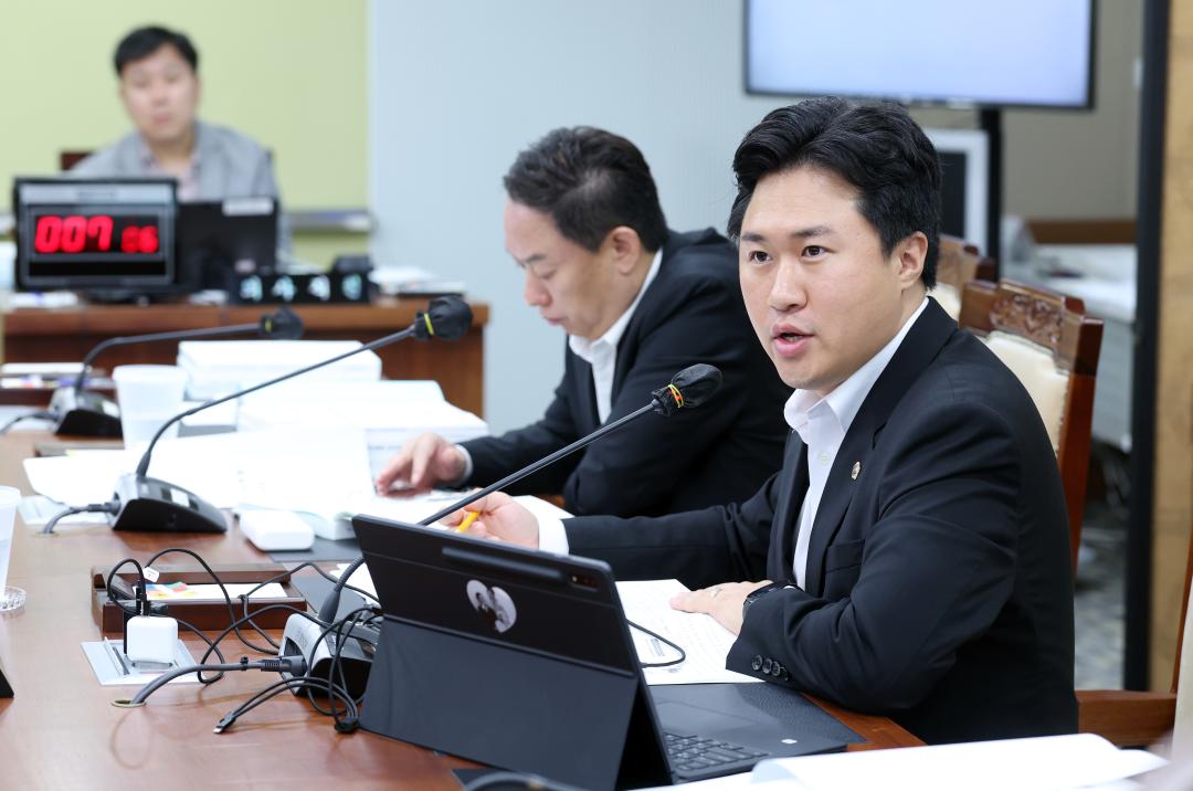 '제360회 임시회 제1차 기획경제위원회' 게시글의 사진(55) '0716_기경위60.jpg'