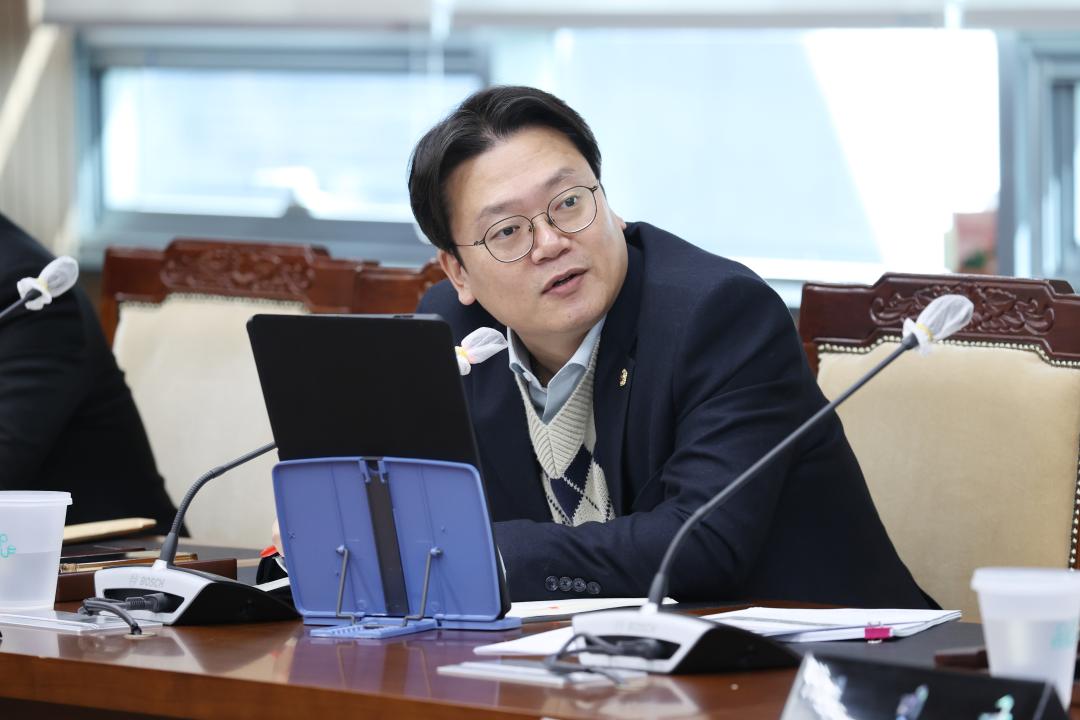 '재단법인 충남연구원 원장 후보자 인사청문특별위원회' 게시글의 사진(19) '250224_충남연구원장 후보자 인사청문특별위원회 (15).JPG'