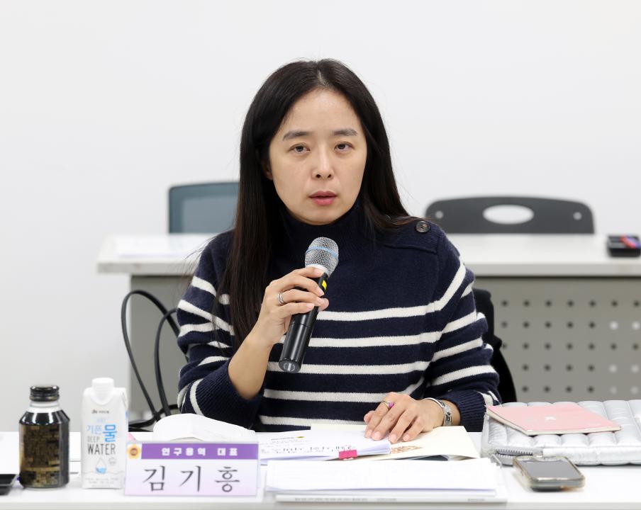 '농촌지역 공동체 활성화 정책 연구모임 최종보고회(대표 박미옥 의원)' 게시글의 사진(35) '1127_박미옥 의원 연구모임35.jpg'