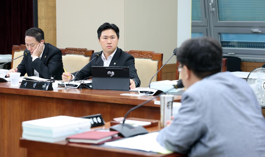 '제360회 임시회 제1차 기획경제위원회' 게시글의 사진(50) '0716_기경위55.jpg'