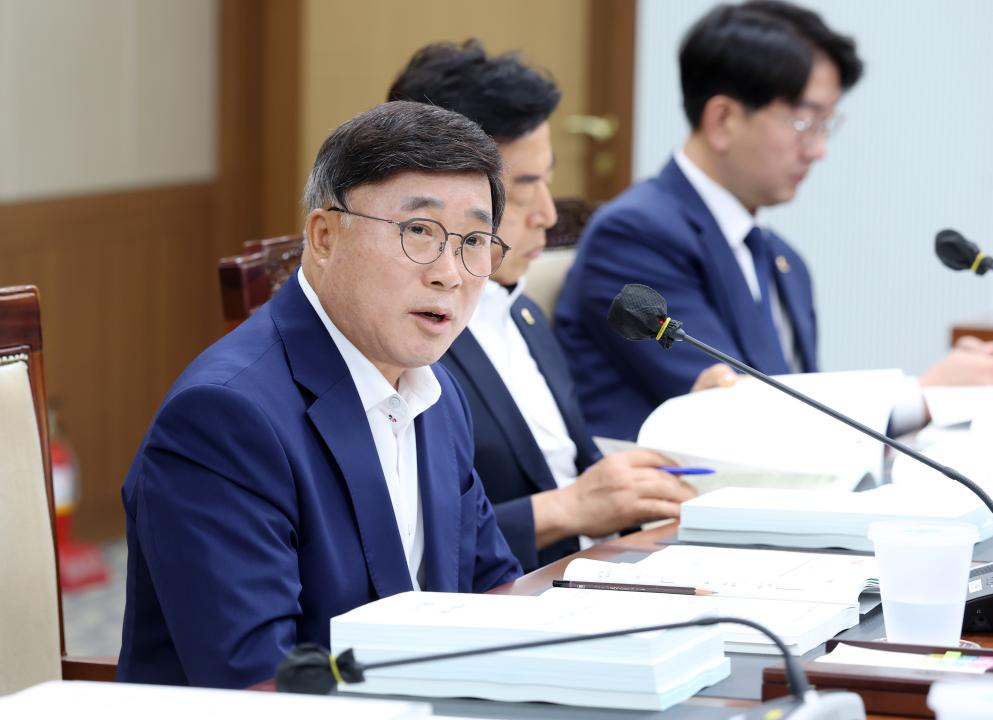 '제360회 임시회 제1차 기획경제위원회' 게시글의 사진(45) '0716_기경위40.jpg'