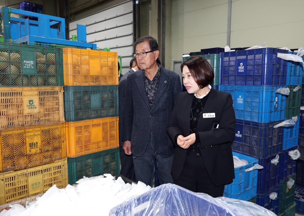 '제362회 정례회 농수산해양위원회 현장 방문' 게시글의 사진(95) '1114_농수산해양위원회 농협 현장방문15.jpg'