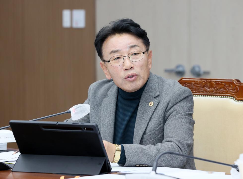 '제362회 정례회 행정사무감사 보건복지환경위원회' 게시글의 사진(37) '251114_제362회 정례회 행정사무감사 보건복지환경위원회_55.JPG'