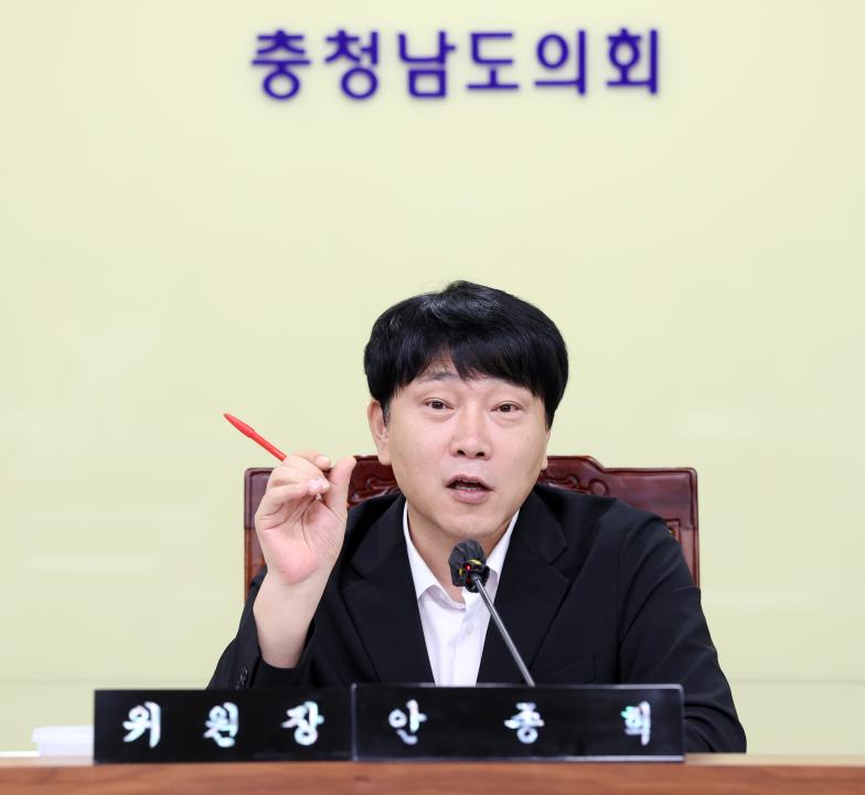 '제360회 임시회 제1차 기획경제위원회' 게시글의 사진(5) '0716_기경위10.jpg'