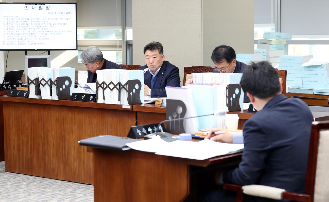 '제362회 정례회 제2차 농수산해양위원회' 게시글의 사진(82) '1202_오인환 의원01.jpg'