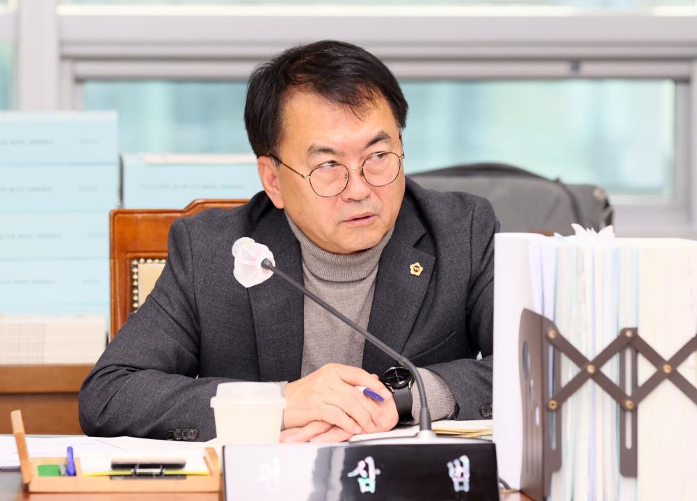 '제362회 정례회 제3차 농수산해양위원회' 게시글의 사진(22) '251203_제3차 농수산해양위원회_24.JPG'