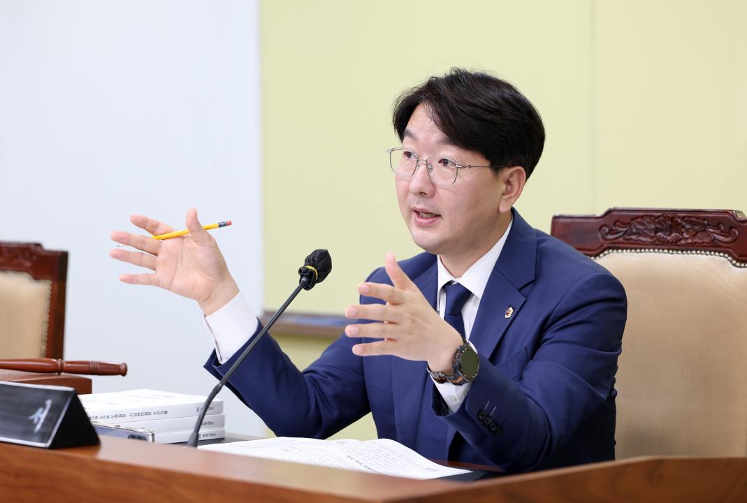 '제360회 임시회 제1차 기획경제위원회' 게시글의 사진(21) '0716_기경위26.jpg'