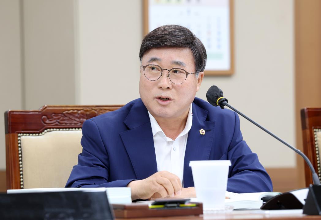 '제360회 임시회 제1차 기획경제위원회' 게시글의 사진(44) '0716_기경위39.jpg'