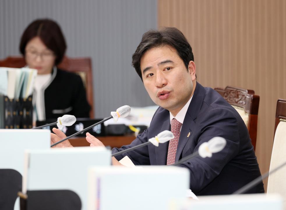 '제358회 임시회 예산결산특별위원회' 게시글의 사진(90) '250417_제358회 임시회 예산결산특별위원회_142.JPG'