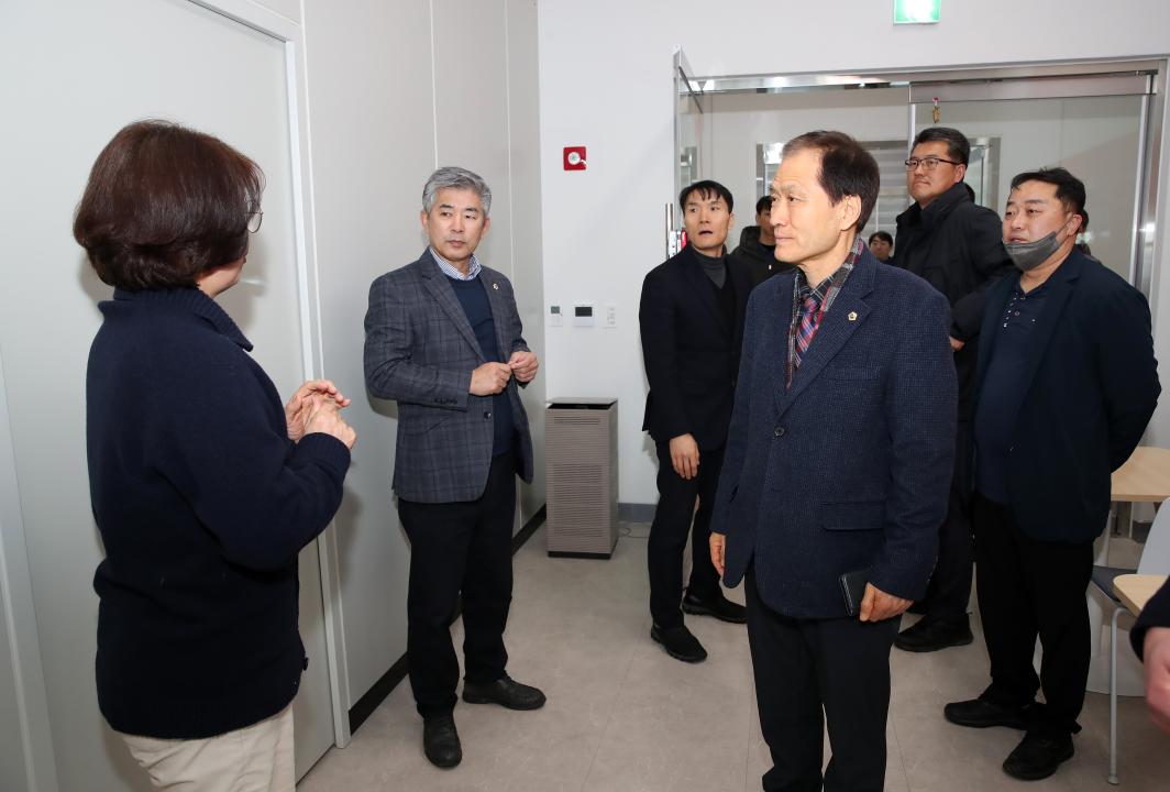 '제357회 임시회 건설소방위원회 원주 혁신도시 현장방문' 게시글의 사진(35) '250211_제357회 임시회 건설소방위원회 강원도 원주 현장방문_87.JPG'