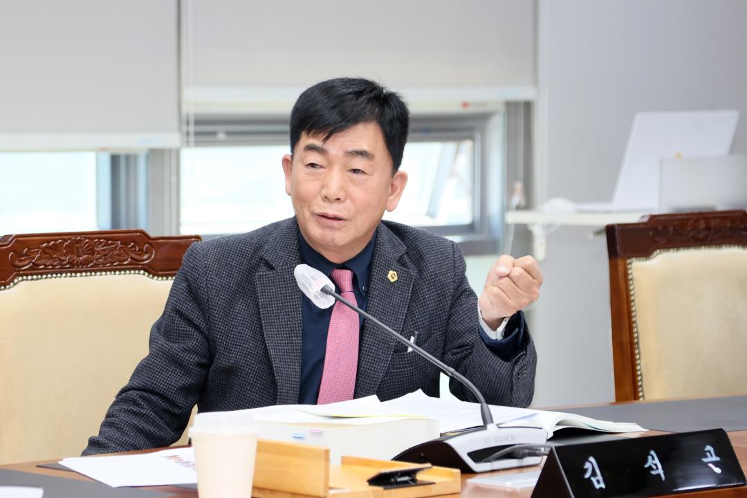 '제362회 정례회 행정사무감사 보건복지환경위원회' 게시글의 사진(24) '251114_제362회 정례회 행정사무감사 보건복지환경위원회_31.JPG'