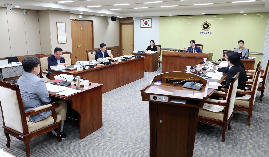 '제360회 임시회 제1차 기획경제위원회' 게시글의 사진(61) '0716_기경위04.jpg'