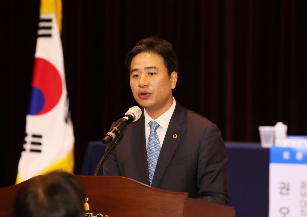 '신영호 의원 충남대전 행정통합 충청권 상생협력강화 전략 마련을 위한 의정토론회' 게시글의 사진(13) '250430_신영호 의원 충청권 상생협력 의정토론회_13.JPG'