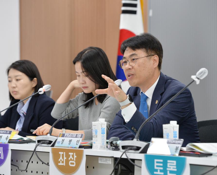 '경계선지능인(느린학습자) 자립지원 방안 모색을 위한 의정토론회(2023.10.23)' 게시글의 사진(8) '231023_경계선지능인_자립지원_방안_모색_의정토론회_(33).jpg'