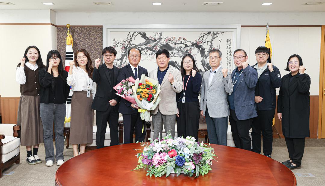 '임용장 수여식' 게시글의 사진(13) '241010_임용장 수여식(입법정책담당관 홍준형 서기관) (23).jpg'