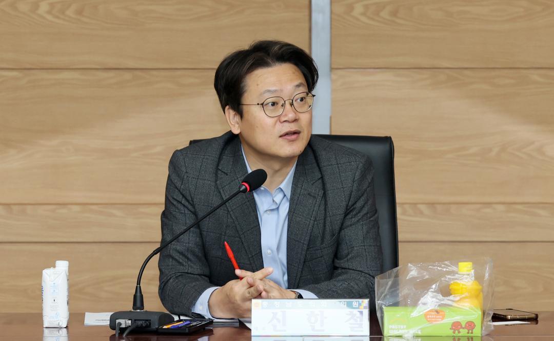 '신한철 의원 현장중심 유보통합 연구모임' 게시글의 사진(15) '250324_신한철 의원 유보통합 연구모임_13.JPG'
