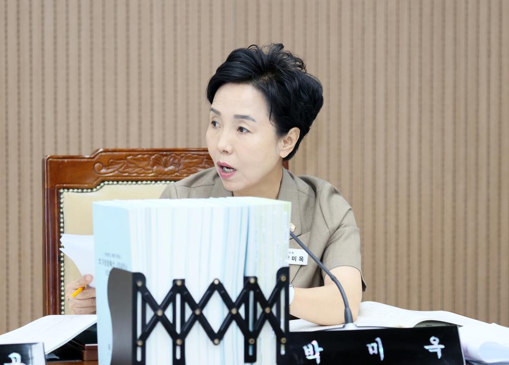 '제361회 임시회 제1차 예산결산특별위원회' 게시글의 사진(91) '250908_제361회 임시회 예결특위_104.JPG'