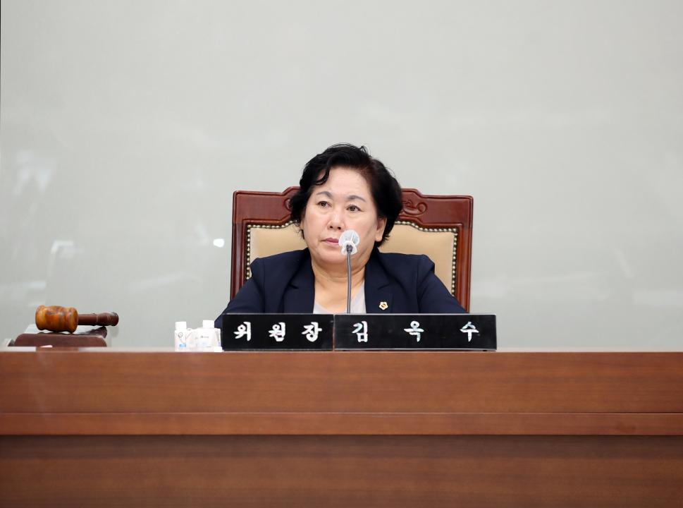 '제2차 문화관광재단 대표이사 후보자 인사청문특위' 게시글의 사진(4) '230621_제2차 문화관광재단 대표이사 인사청문특위_277.JPG'