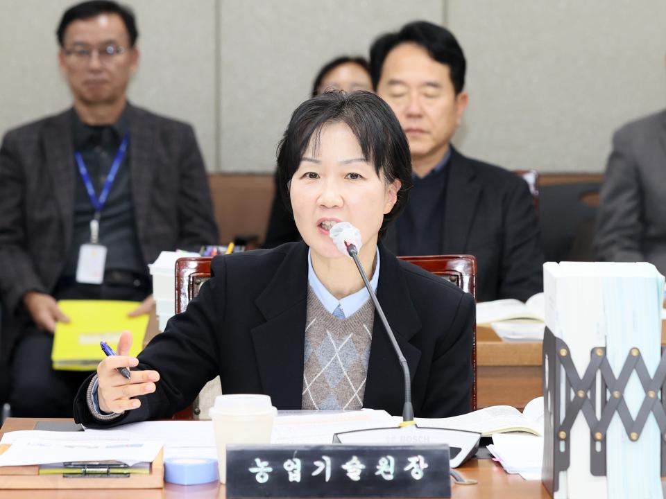 '제363회 임시회 제2차 농수산해양위원회' 게시글의 사진(54) '260122_제363회 임시회 제2차 농수산해양위원회_76.JPG'