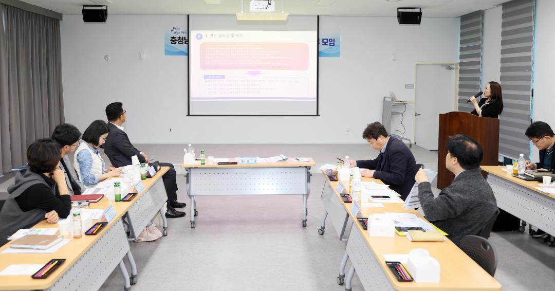 '김기서 의원, 공공급식처의 충남 농림‧축산‧수산물 공급 확대 위한 연구모임' 게시글의 사진(29) '251104_김기서 의원 공공급식 활성화 연구모임_43.JPG'