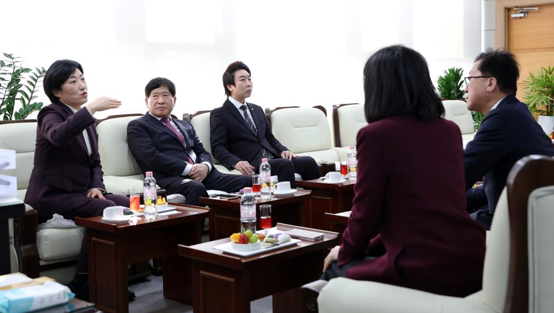 '대한민국시도의회의장협의회 2025년 제1차 임시회' 게시글의 사진(23) '0220_의장협의회29.jpg'