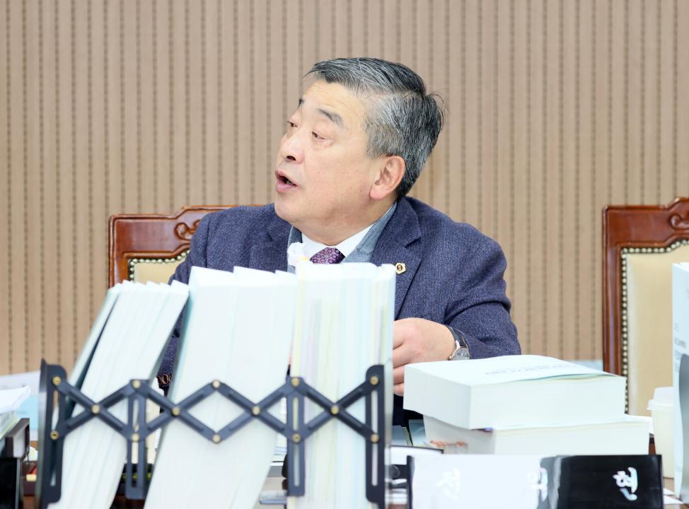 '제362회 정례회 제3차 예산결산특별위원회' 게시글의 사진(17) '251211_제3차 예산결산특별위원회_18.JPG'