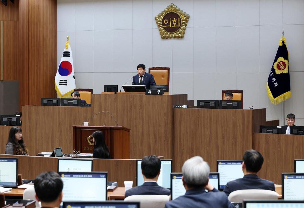 '제358회 임시회 제1차 본회의' 게시글의 사진(13) '0408_제358회 임시회 제1차 본회의09.jpg'