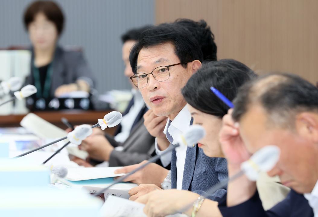 '제361회 임시회 제1차 예산결산특별위원회' 게시글의 사진(31) '250908_제361회 임시회 예결특위_31.JPG'