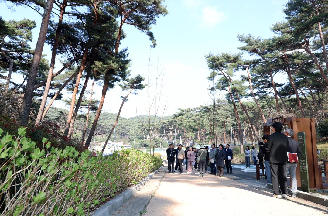 '제358회 임시회 보건복지환경위원회 현장방문' 게시글의 사진(182) '0415_안면도 수목원 현장방문38.jpg'