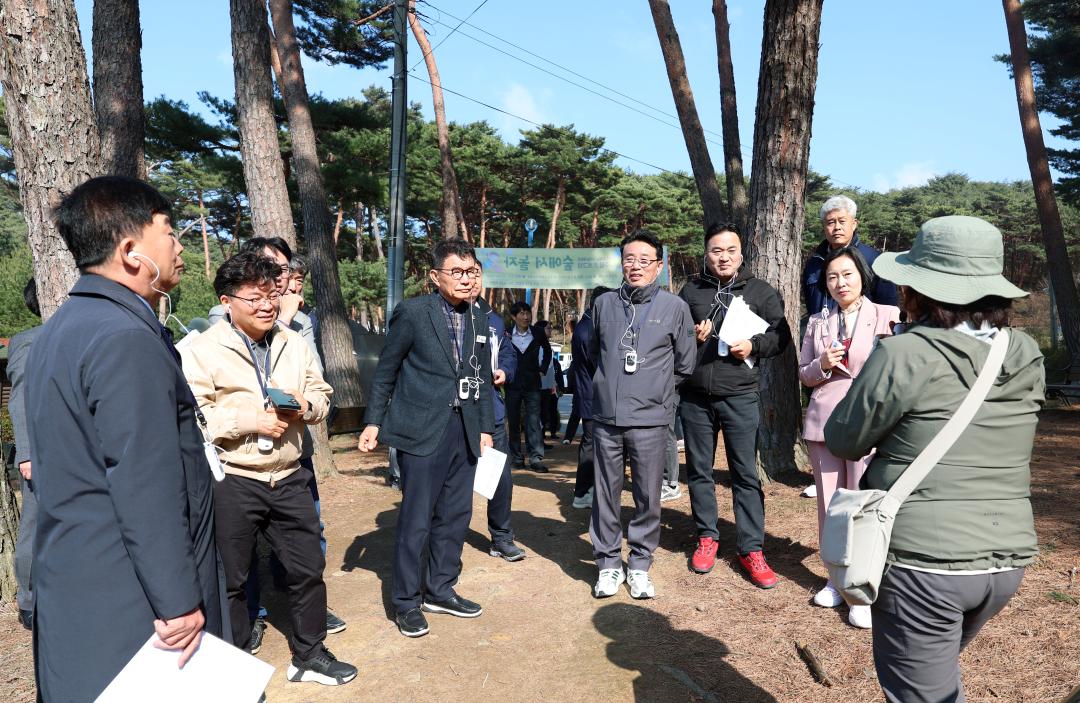 '제358회 임시회 보건복지환경위원회 현장방문' 게시글의 사진(179) '0415_안면도 수목원 현장방문35.jpg'