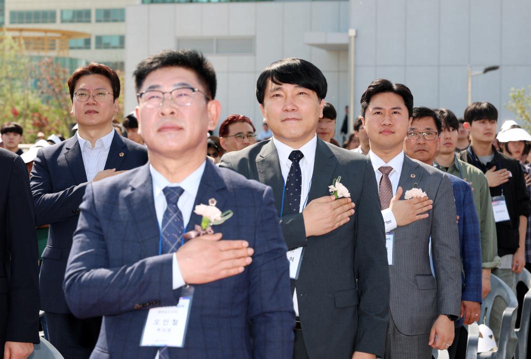 '디스플레이 혁신공정센터 개소식' 게시글의 사진(20) '0423_디스플레이 혁신공정센터 개소식19.jpg'
