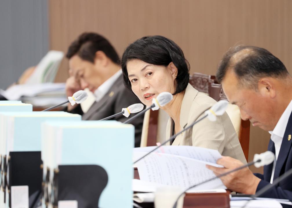 '제361회 임시회 제1차 예산결산특별위원회' 게시글의 사진(71) '250908_제361회 임시회 예결특위_76.JPG'