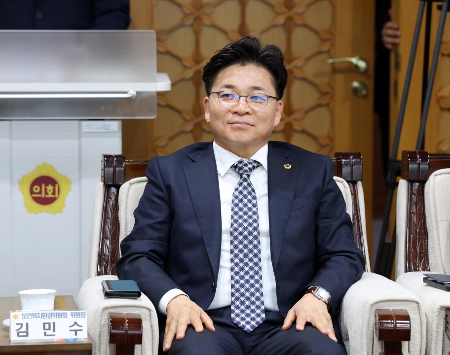 '충청남도의회 홍보대사 위촉식(배우 정준호)' 게시글의 사진(14) '0422_홍보대사(정준호) 위촉식37.jpg'